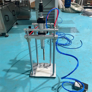 เครื่องปิดฝาขวดแบบใช้แรงดันอากาศสำหรับประกอบฝาปิดขวดแก้วเบียร์ - Product Image 1
