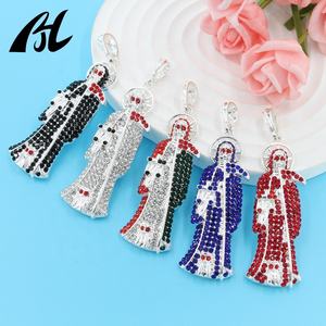 Collares con Colgantes de Joyería de Moda para Hombre con Dijes de Búho y Estatua de la Santa Muerte en Circón Tricolor Chapado en Oro - Product Image 2