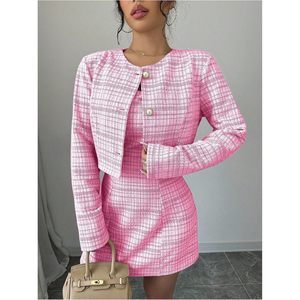 Conjunto de dos piezas de tweed para mujer, blazer de manga larga y minivestido sin mangas con detalle de botones - Product Image 2