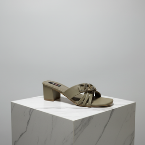 Sandalias de Tacón Ultra Alto con Punta en Pico y un Solo Botón, Estilo Retro Francés, para Mujer, Color Verde Dorado - Product Image 1