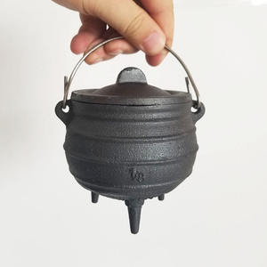 Mediano 1/8 #   <span class=keywords><strong>Caldero</strong></span> de Hierro Fundido con Soporte Metálico y Tapa - Olla de Bruja Potjie de China Continental 4.3'' 320ml - Product Image 2