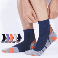 OEM Chaussettes d'équipage chaudes en laine mérinos personnalisées de haute qualité Chaussettes de logo de sport de randonnée en plein air