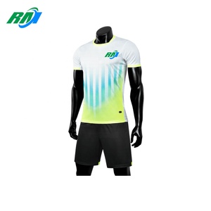 Conjunto <span class=keywords><strong>de</strong></span> Uniforme <span class=keywords><strong>de</strong></span> Fútbol Sublimado <span class=keywords><strong>de</strong></span> Alta Calidad <span class=keywords><strong>de</strong></span> Fábrica 25-26, Cómodo y Transpirable, para <span class=keywords><strong>Hombre</strong></span> - Product Image 1
