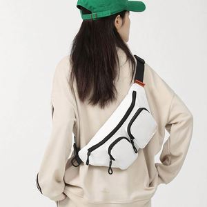 Sac banane unisexe personnalisé de luxe en nylon imperméable, mini sac de poitrine de créateur, sac de voyage bandoulière, vente en gros - Product Image 4