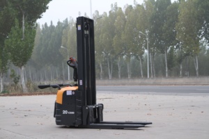 Chariot élévateur électrique Solreign <span class=keywords><strong>CDD</strong></span> 2t 2000kg 6m avec conducteur assis VNA pour allées étroites, transpalette de entrepôt à batterie lithium CE - Product Image 3
