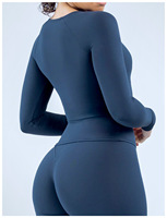 Débardeur pour femme, soutien-gorge de sport à col halter, pantalon de sport à jambe droite, chemises à manches longues pour femme, vêtements de sport personnalisés