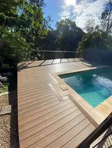 Plancher de terrasse en bois massif composite co-extrusion en plastique WPC pour extérieur