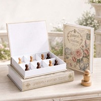 Boîte de rangement pour livres en faux cuir de luxe personnalisée, décoration de la maison, design personnalisé pour le rangement des jeux d'échecs et de cartes