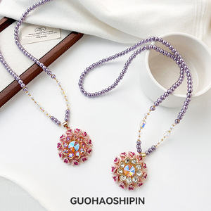 Guohaoshipin Floral Necklace Zinc Alloy Claw Setting Flower Pattern Sweater Chain - Product Image 1