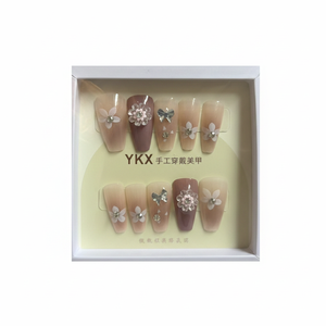 Unghie finte Honey Bear per una manicure veloce e temporanea - Product Image 2