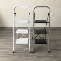 Escaliers pliables, échelle domestique, échelle pliable portable, avec design industriel et style de main courante moderne