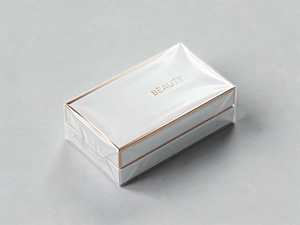 <span class=keywords><strong>Film</strong></span> PET <span class=keywords><strong>double</strong></span> <span class=keywords><strong>face</strong></span> de qualité supérieure, finition premium, 0,125 mm, directement de l'usine, pour sublimer l'emballage cosmétique avec un attrait luxueux - Product Image 1