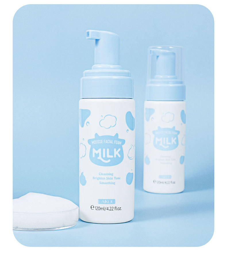 Latte Detergente Mousse Schiuma