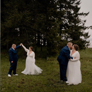 Vestido de Tul Color Marfil con Corte Curvo # 1125 - Product Image 1