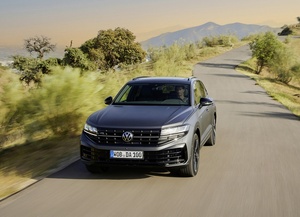 Acceptons les commandes personnalisées – Nouveauté 2024 : SUV <span class=keywords><strong>hybride</strong></span> rechargeable (PHEV) édition R Ehybrid pour les marchés chinois et anaméricains, disponible à la vente. - Product Image 6