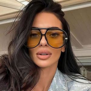 Gafas de Sol de Piloto Extra Grandes Retro de Moda con Logotipo Personalizado 2025, Gafas de Sol Punk con Doble Puente y Protección UV400 para Mujer - Product Image 2