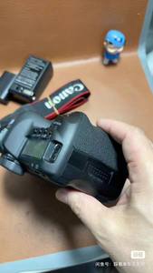 Máy ảnh DSLR chuyên nghiệp Canon EOS 5D <span class=keywords><strong>Mark</strong></span> II 5D2 chính hãng, đã qua sử dụng, kèm pin và bộ sạc. - Product Image 3