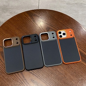 Moda in fibra di carbonio Texture custodia per telefono magnetico per <span class=keywords><strong>iPhone</strong></span> 17 <span class=keywords><strong>13</strong></span> 14 15 16 <span class=keywords><strong>Pro</strong></span> Max <span class=keywords><strong>con</strong></span> la <span class=keywords><strong>fotocamera</strong></span> Ai Touch Button <span class=keywords><strong>Cover</strong></span> antiurto - Product Image 2