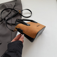 Sacs à main classiques pour femmes, design simple et célèbre, vente directe d'usine, dernières créations, vente transfrontalière, en daim et velours, avec fermeture éclair, imperméables