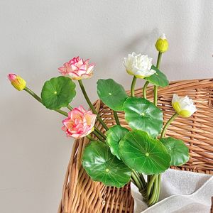 A-1802 Groothandel Gesimuleerde Waterlelie <span class=keywords><strong>Plant</strong></span> Ornamenten Kleine Kunstmatige Lotusbloem Voor Buiten Veranda Tafeldecoratie - Product Image 4