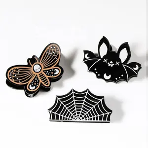 Pinces à cheveux pour Halloween Accessoires de cheveux mignons Toile d'araignée de chauve-souris en acrylique Pinces à cheveux noires