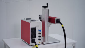 Machine de marquage laser à fibre 3D 30W de haute précision 20W/30W/50W Gravure laser CO2 avec prise en charge des formats AI DXF PLT BMP DST DWG - Product Image 6