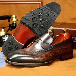 Chaussures habillées sur mesure pour hommes, style brogues, en cuir véritable, légères et respirantes, idéales pour le bureau et les occasions professionnelles, parfaites pour les mariages d'automne. - Product Image 2