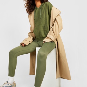 Sweat-shirt à capuche surdimensionné en coton uni avec fermeture éclair Oem, vêtement de haute qualité avec poche pour femmes, vente en gros - Product Image 1
