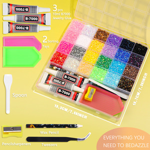 Decoración de Uñas con Piedras de Cristal Planas, 24 Compartimentos con Colores Variados, Cuentas de Cristal Multifuncionales, Set de Piedras de Cristal para DIY - Product Image 5