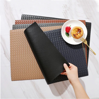 Napperons personnalisés de haute qualité modernes en Pu tissé motif en cuir antidérapant imperméable Tapis de table à manger
