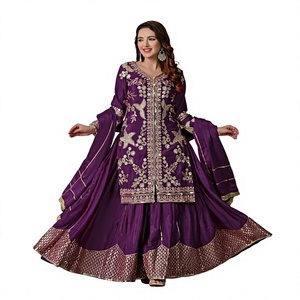 Salwar Kameez Anarkali Morado Bordado con Hilos Florales, Abrigo Largo para Mujer, para Bodas Pakistaníes y Graduaciones - Product Image 4