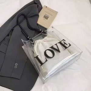 Sac de plage coréen tendance pour femme, à porter à la main ou en bandoulière, sac mère-enfant transparent en gelée, nouveau style estival - Product Image 6