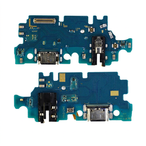 สำหรับ A10s พอร์ตชาร์จแบบดั้งเดิม เทคโนโลยี IPS ดีไซน์แบบเลื่อนได้ สีดำ/ขาว/ทอง อะไหล่โทรศัพท์มือถือ - Product Image 1