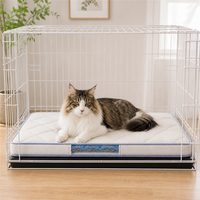 Katzen-Tragetasche mit Kühlender Silikonmatte, Gestepptem Oberflächenbelag, Transparentem Seitenfenster und Rutschfester Basis für Reisen und Innenbereich