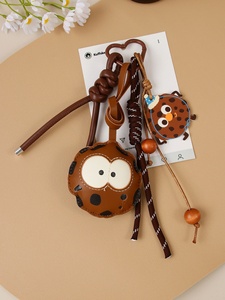 Diseño Creativo 2026, Nuevas Decoraciones para Bolsos, Regalo de Cumpleaños para Niños, Accesorios de Moda para Mujer, Dijes de Galletas Marrones de Cuero PU Suave - Product Image 5