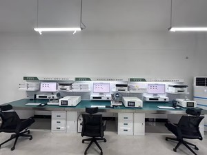 Calibrateur de pression automatique de table, adaptateur de pression pour l'étalonnage des manomètres, test modulaire simplifié, électrique - Product Image 6