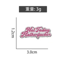 Broches en métal en gros, série rose créative de dessins animés, lettres anglaises amusantes, accessoire de décoration de vêtements tendance et unique