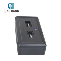 Chargeur de téléphone de voiture double USB à double usage avec entrée 12V-24V Prise de charge de téléphone portable pour RV 2 prises Connectivité WiFi