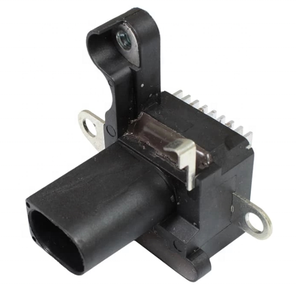 Régulateur <span class=keywords><strong>de</strong></span> <span class=keywords><strong>tension</strong></span> pour <span class=keywords><strong>alternateur</strong></span>, Regulador <span class=keywords><strong>De</strong></span> Voltaje, GA177, SUZUKI: 31400-61M00; <span class=keywords><strong>DENSO</strong></span>: 3140061M0, MS1042113400; IKRO: IK5342 - Product Image 1