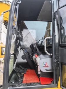 Excavatrice hydraulique sur chenilles Komatsu PC70-8 d'occasion, modèle 2024, 6,5 tonnes, composants essentiels du moteur, godet de 0,32 m, puissance de 48,5 kW, testée - Product Image 6