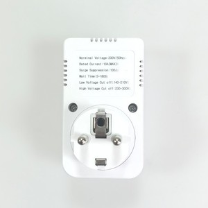 เครื่องป้องกันไฟกระชาก Kecn ยูโร 220V 10A พร้อมไฟแสดงสถานะแรงดันเกินและแรงดันต่ำ สำหรับทีวีและตู้เย็น - Product Image 2