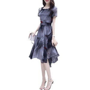 Nouvelle Robe d'été pour Femme à Manches Courtes, Style Coréen, Effet Amincissant, Imprimée, Col Rond, en Mousseline de Soie Fluide - Product Image 5