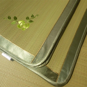 Natural Rush Straw Mat 1.5M Foldable Woven Plant Pattern Home Use Mattress <b>Pad</b> - Product Image 2