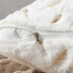 Oreillers en fausse fourrure, <span class=keywords><strong>coussin</strong></span> doux avec impression sur feuille d'or, taille personnalisée, poids de haute qualité, 1 pièce - Product Image 4