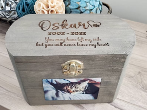 Urna de Cedro para Mascotas, Urna de Madera para Cenizas de Perros - Product Image 3