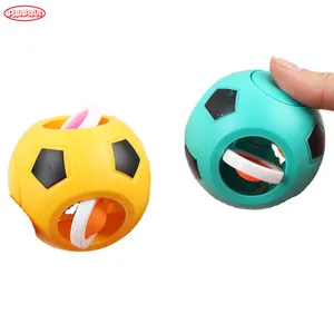 Futbol parmak cayro dönen kabarcık eğlenceli dekompresyon küp oyuncaklar kemirgen vanguard 2-in-1 çocuk basın oyuncaklar