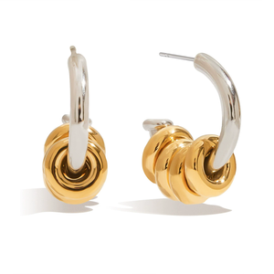 Boucles <span class=keywords><strong>d</strong></span>'oreilles évidées en forme de C <span class=keywords><strong>multi</strong></span>-<span class=keywords><strong>anneaux</strong></span> combinées en <span class=keywords><strong>or</strong></span> et argent en acier inoxydable de style design classique en <span class=keywords><strong>or</strong></span> 18 carats - Product Image 4