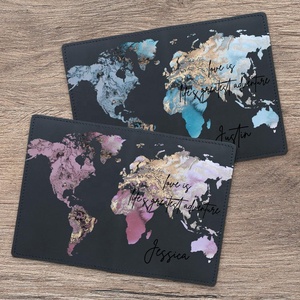 ฝาครอบหนังสือเดินทางหนัง PU เกรดดีพิมพ์ลายแผนที่หลากสีสไตล์เรียบง่ายสำหรับทุกเพศ - Product Image 3