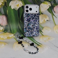 Coque de téléphone style Ins avec cordon pour iPhone 15 Pro Max 14, étui de luxe avec bracelet bijoux diamants pour iPhone 17 Pro Max