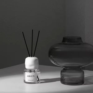 Aikun - Aceite Aromático para el Hogar de Lujo al por Mayor, Marca Privada Personalizada, Botella de Vidrio de 120 ml, Sin BPA, Sin Alcohol, Aroma Fresco y Duradero - Product Image 2